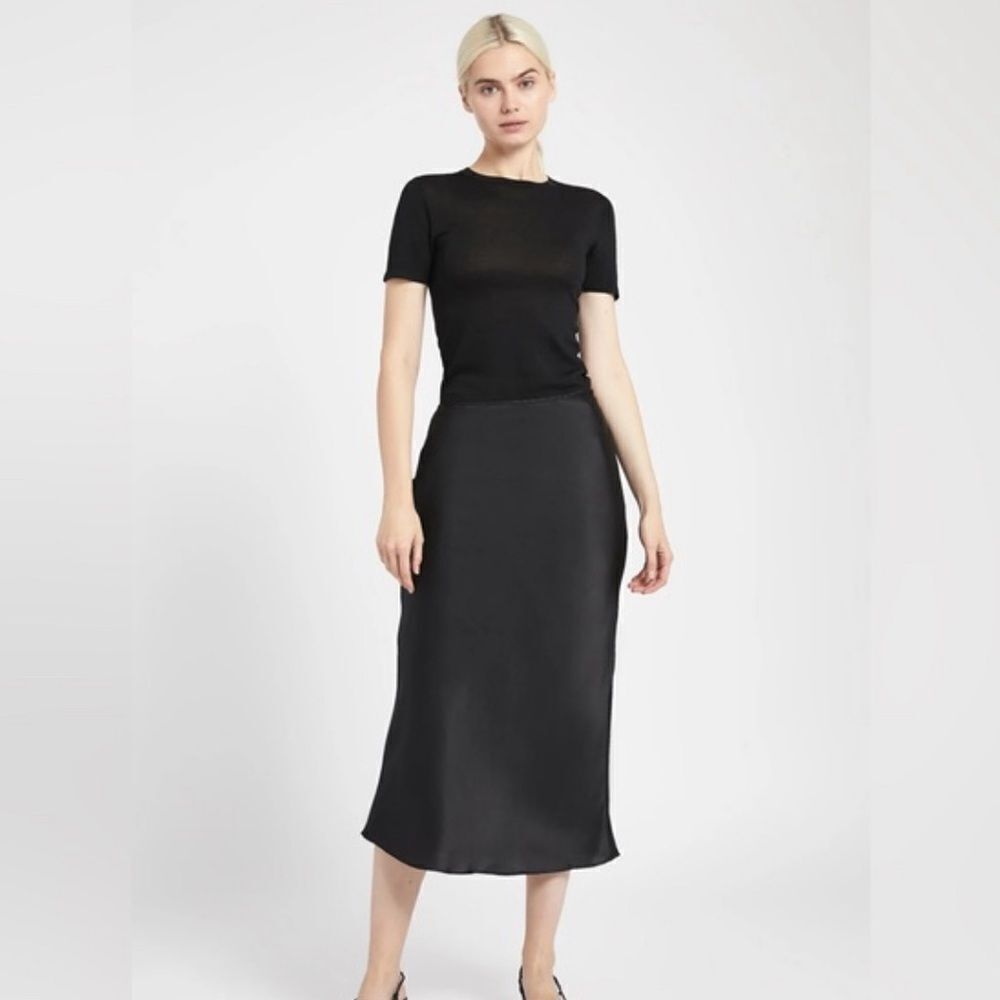 Because of Alice skirt